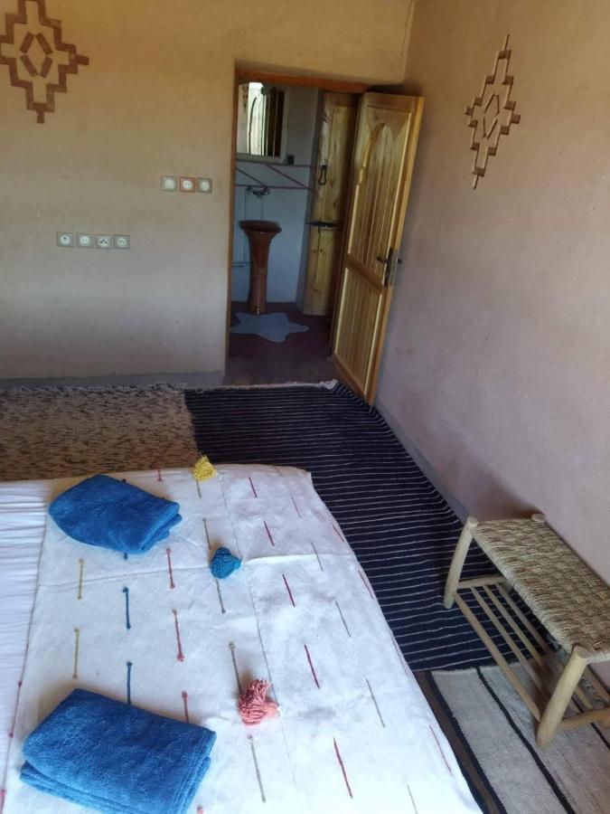 Maison D'Hotes Izza Kelaat-M'Gouna Екстериор снимка
