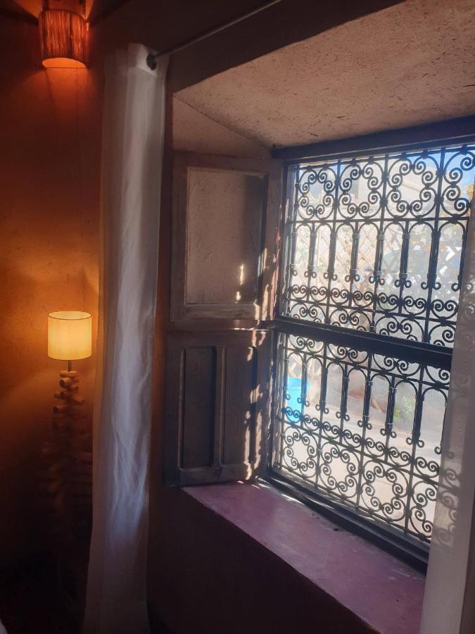 Maison D'Hotes Izza Kelaat-M'Gouna Екстериор снимка