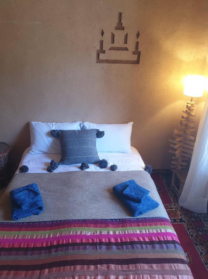 Maison D'Hotes Izza Kelaat-M'Gouna Екстериор снимка