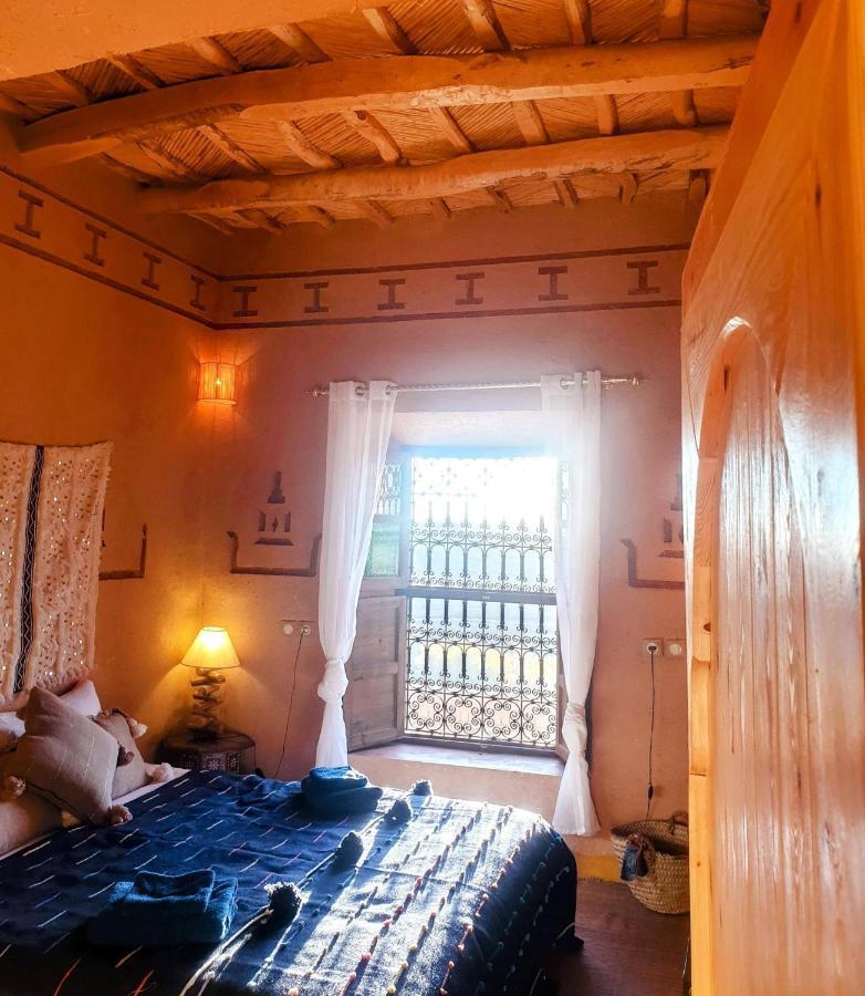 Maison D'Hotes Izza Kelaat-M'Gouna Екстериор снимка