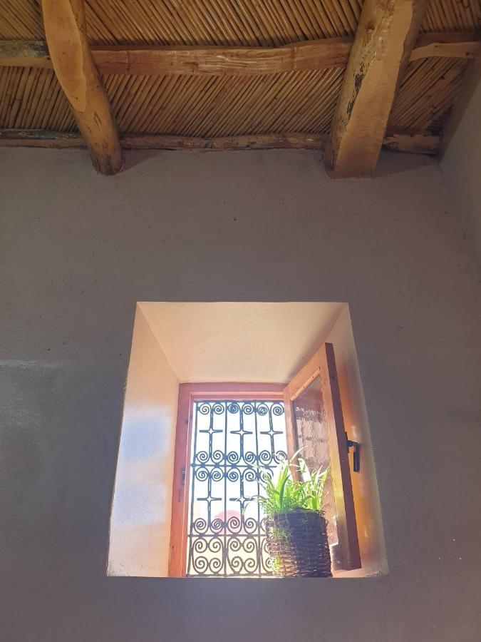 Maison D'Hotes Izza Kelaat-M'Gouna Екстериор снимка