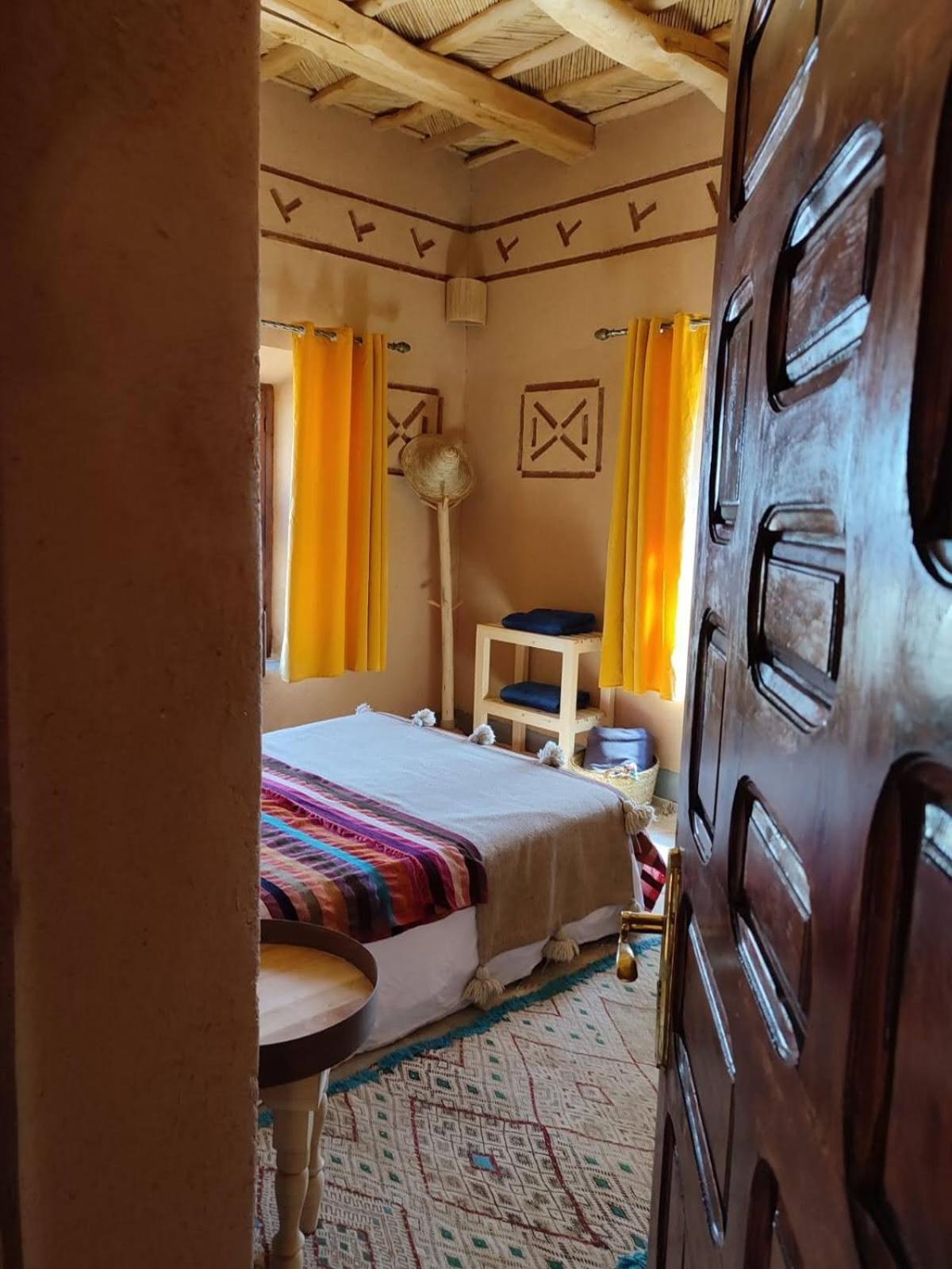 Maison D'Hotes Izza Kelaat-M'Gouna Екстериор снимка