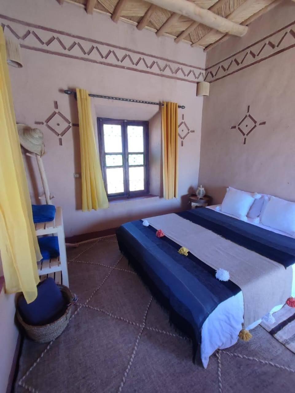 Maison D'Hotes Izza Kelaat-M'Gouna Екстериор снимка