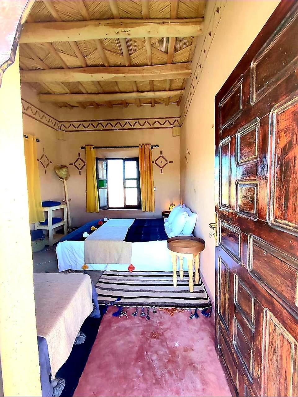 Maison D'Hotes Izza Kelaat-M'Gouna Екстериор снимка