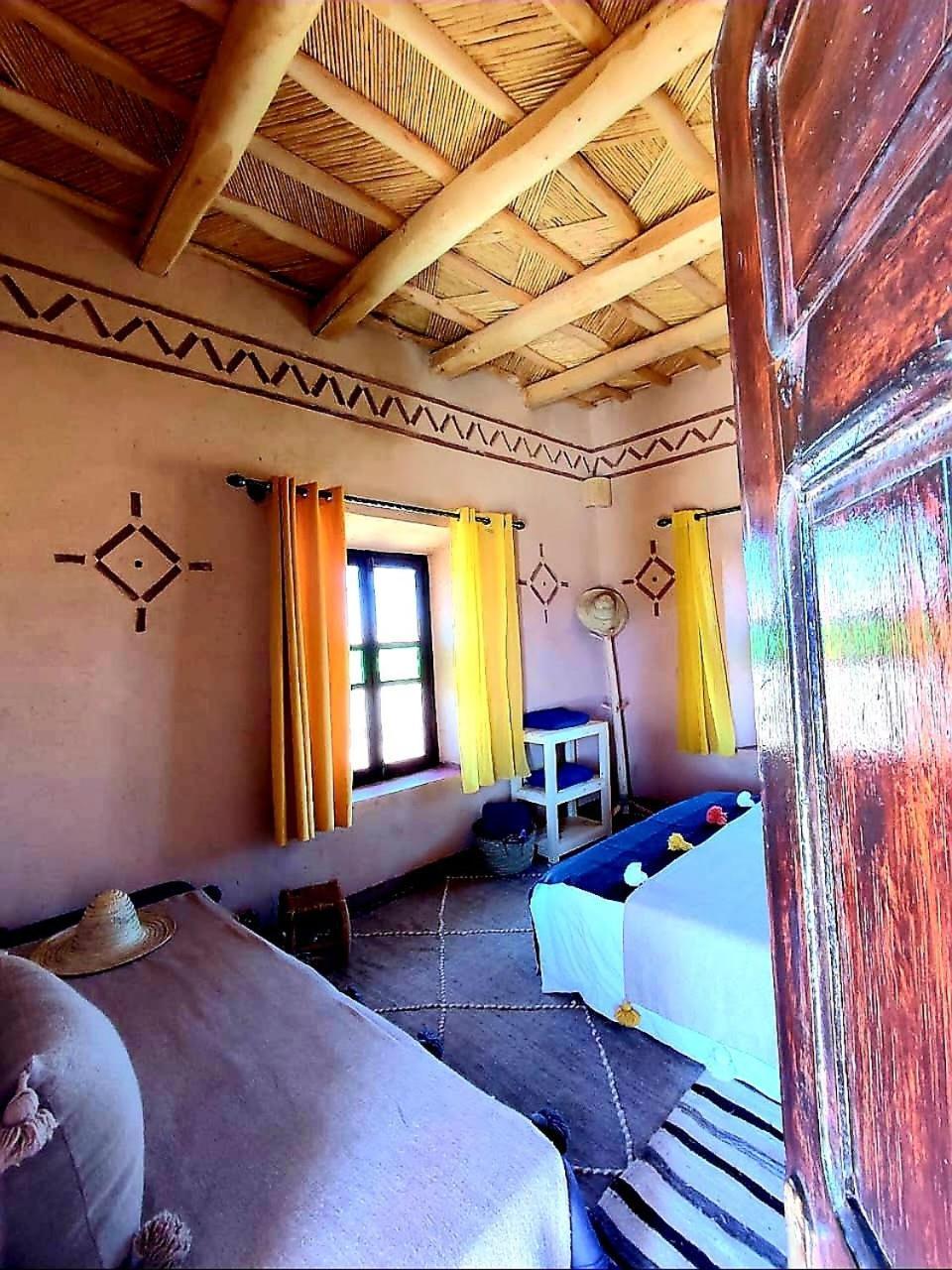 Maison D'Hotes Izza Kelaat-M'Gouna Екстериор снимка