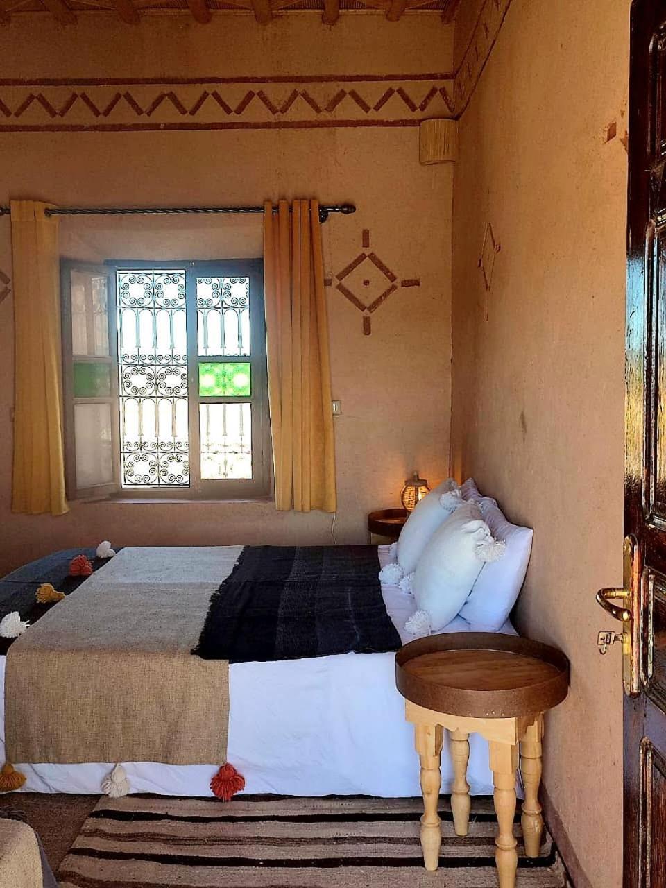 Maison D'Hotes Izza Kelaat-M'Gouna Екстериор снимка