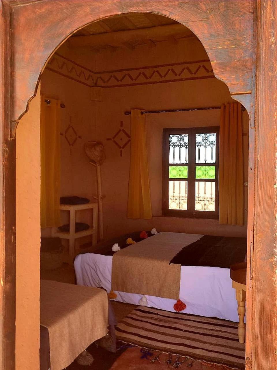Maison D'Hotes Izza Kelaat-M'Gouna Екстериор снимка